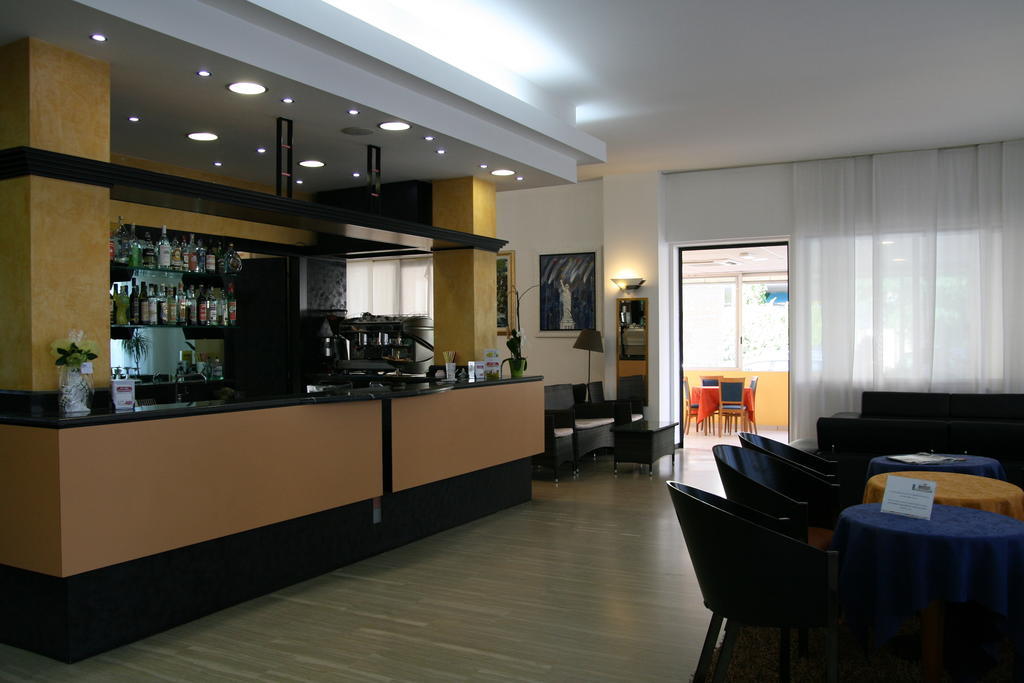 Hotel Ariminum Felicioni Montesilvano Marina Εξωτερικό φωτογραφία